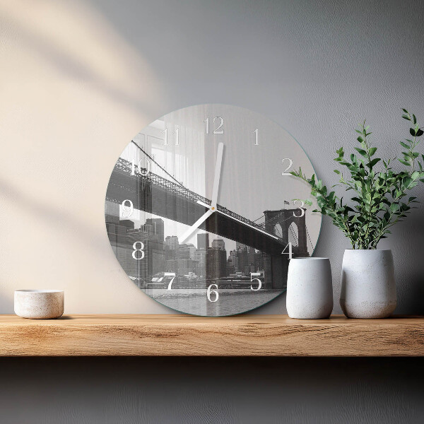 Round wall clock Bridge