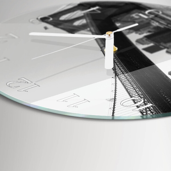 Round wall clock Bridge