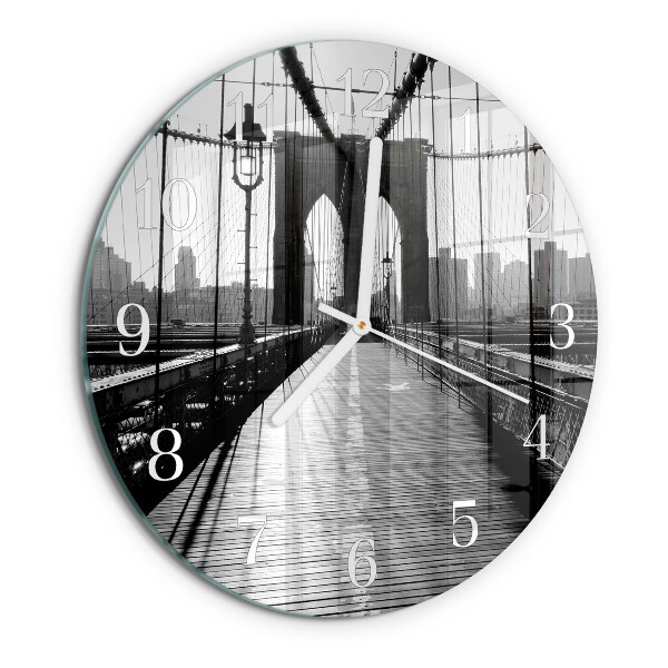 Round wall clock Bridge