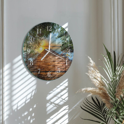Round wall clock Network