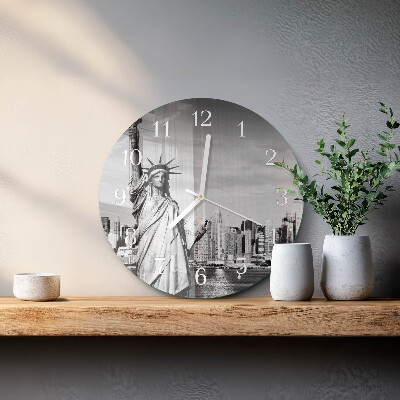 Round wall clock Statue of Liberty