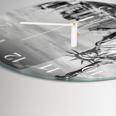 Round wall clock Statue of Liberty