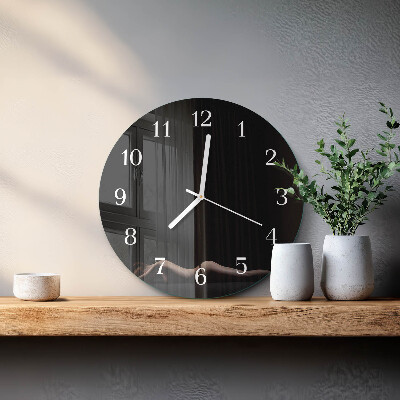 Round wall clock Woman