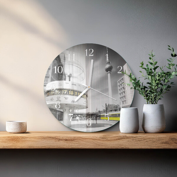 Round wall clock Berlin