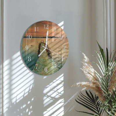 Round wall clock Network