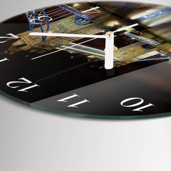 Round wall clock London Bridge