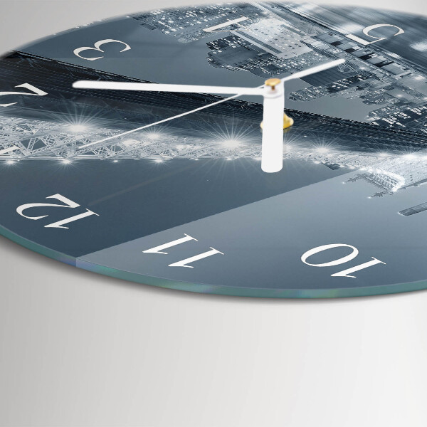 Round wall clock Bridge