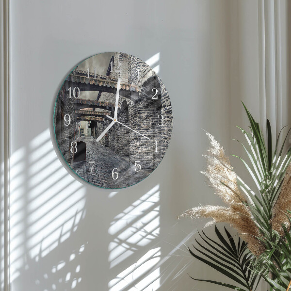 Round wall clock Avenue