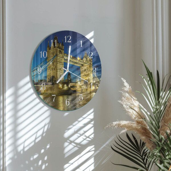 Round wall clock London Bridge