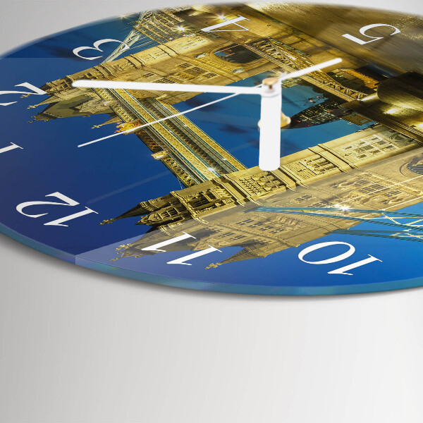 Round wall clock London Bridge