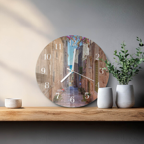 Round wall clock Avenue