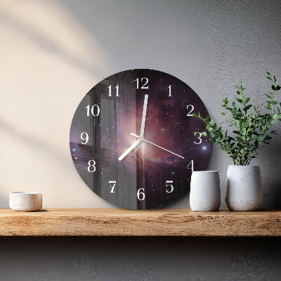 Round wall clock Space