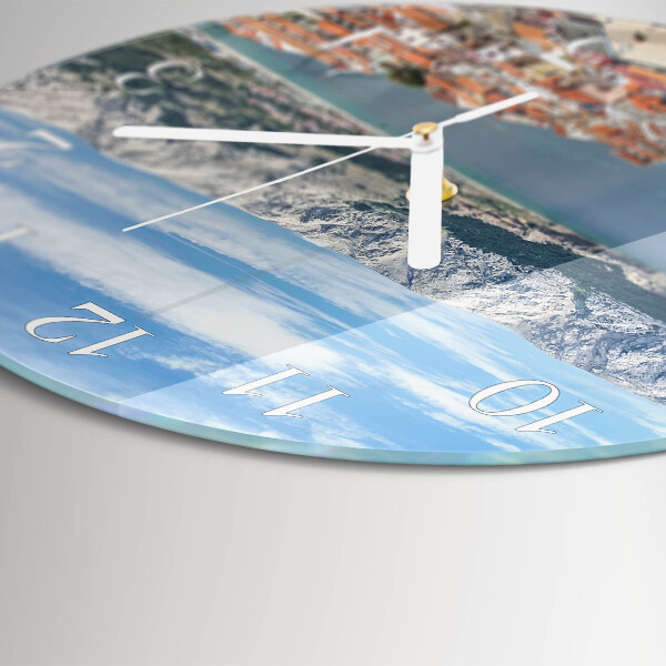Round wall clock Bay