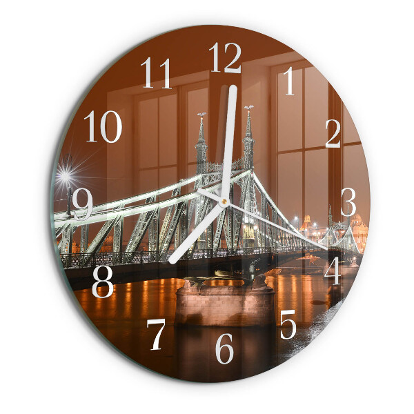 Round wall clock Bridge