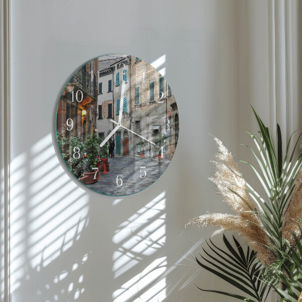 Round wall clock Avenue
