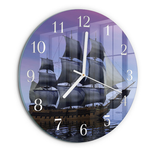 Round wall clock Sailing