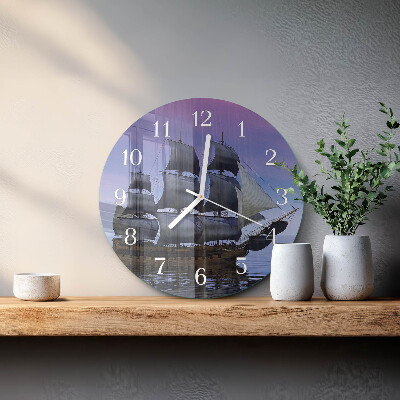 Round wall clock Sailing