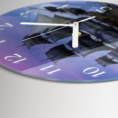 Round wall clock Sailing