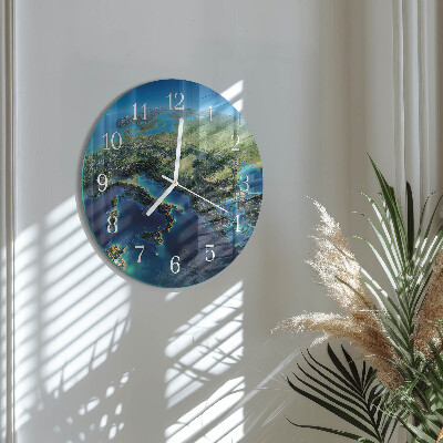 Round wall clock Earth