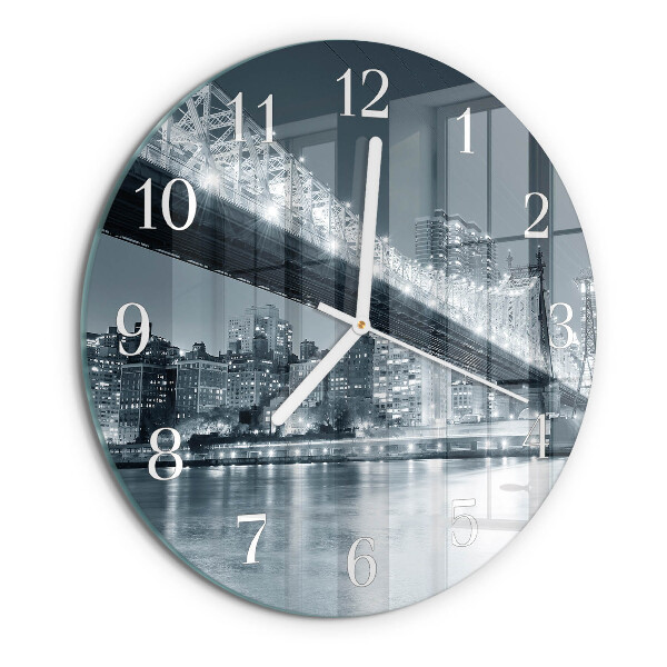 Round wall clock Bridge
