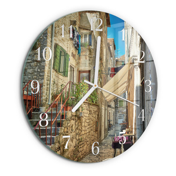 Round wall clock Avenue