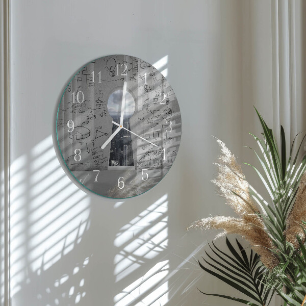 Round wall clock Keyhole