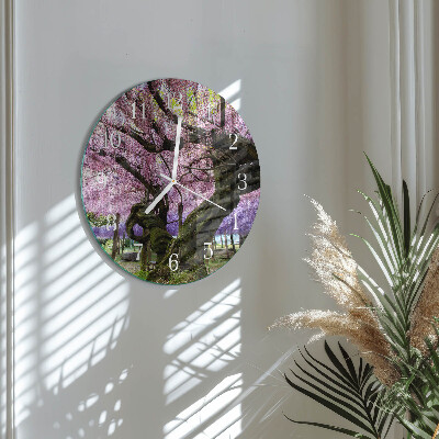 Round wall clock Trees