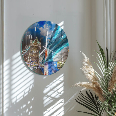 Round wall clock Bridge