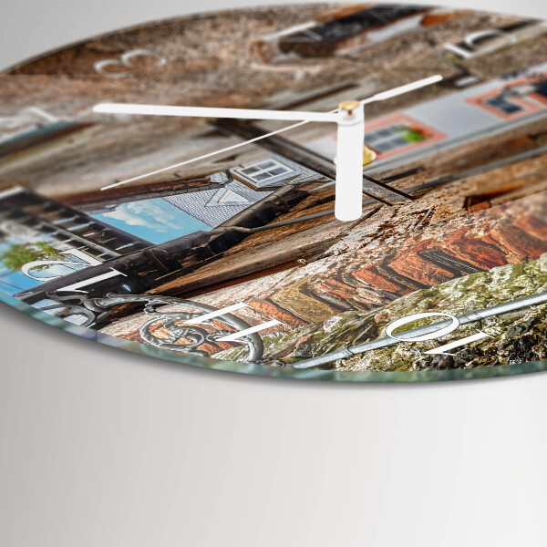 Round wall clock Avenue