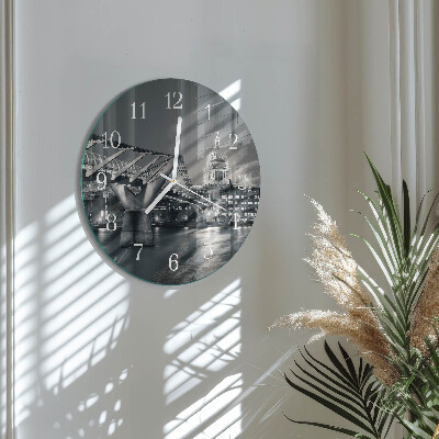 Round wall clock Horizon