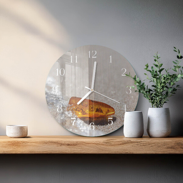 Round wall clock Amber
