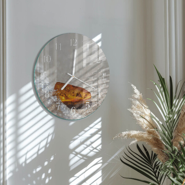 Round wall clock Amber