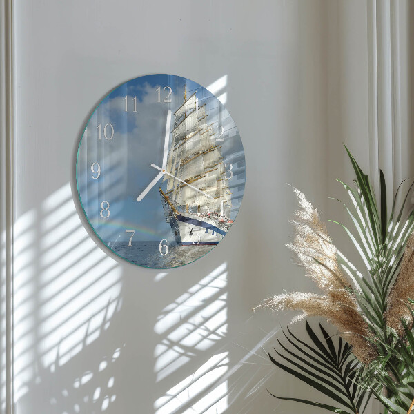 Round wall clock Ship