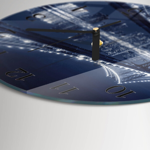 Round wall clock Bridge