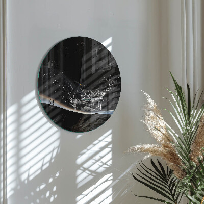 Round wall clock Water
