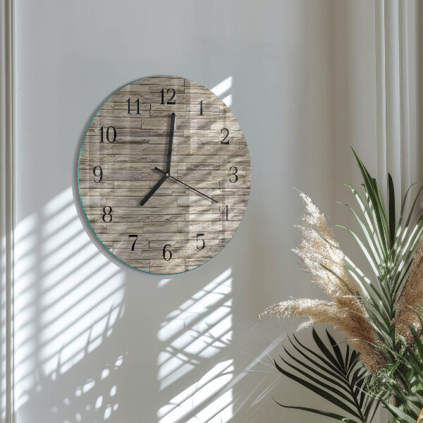Round wall clock Wall