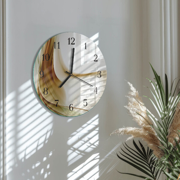 Round wall clock Abstraction