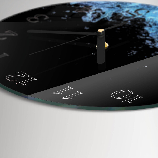 Round wall clock Water