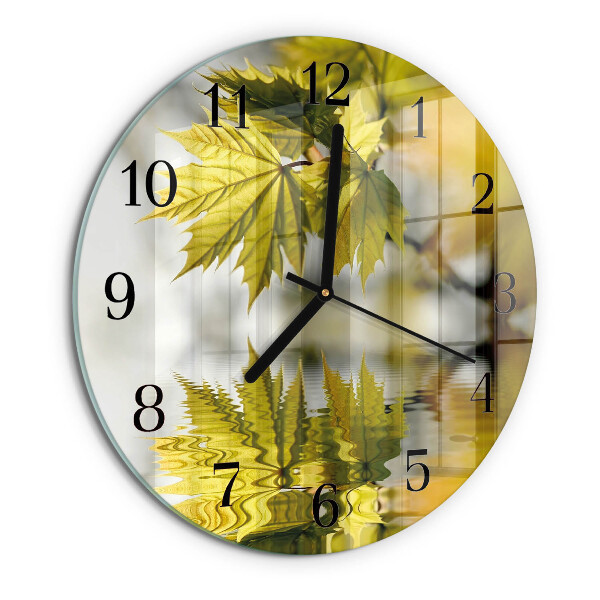Round wall clock Maple Leaf