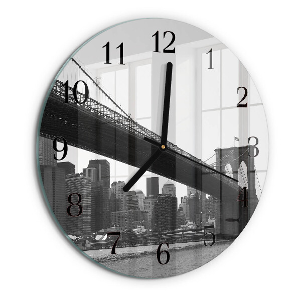 Round wall clock Bridge