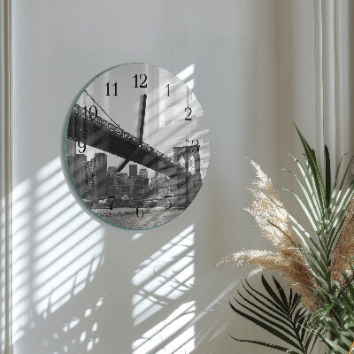 Round wall clock Bridge