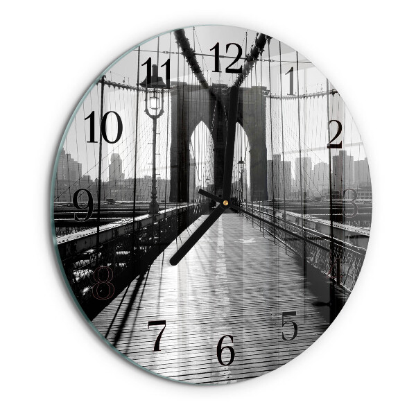 Round wall clock Bridge