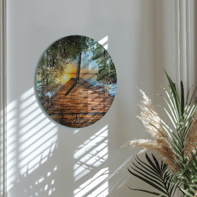 Round wall clock Network
