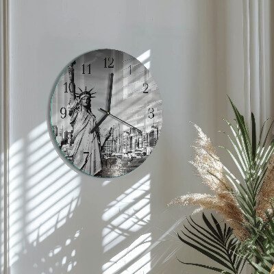 Round wall clock Statue of Liberty