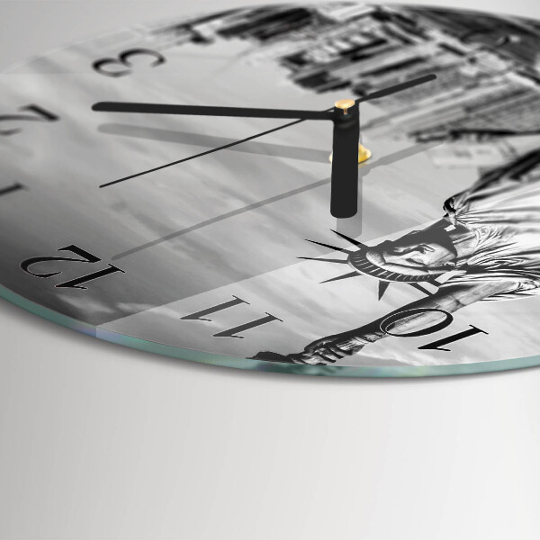 Round wall clock Statue of Liberty