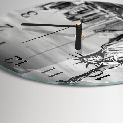 Round wall clock Statue of Liberty