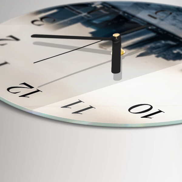 Round wall clock Horizon