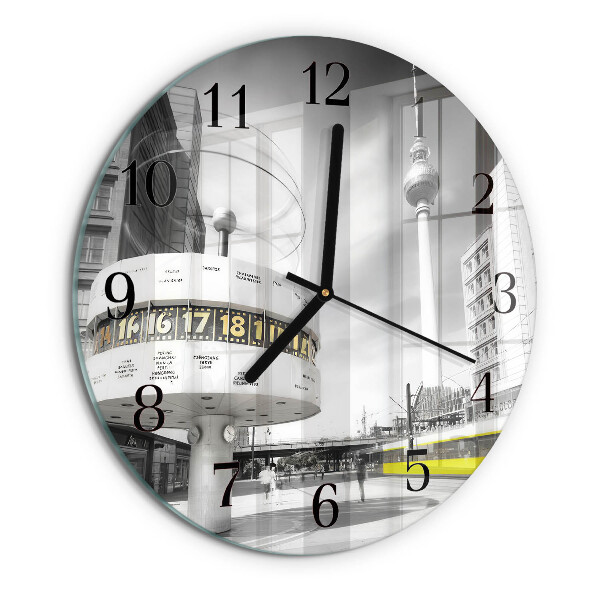 Round wall clock Berlin