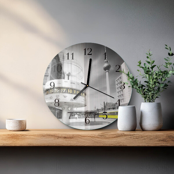 Round wall clock Berlin