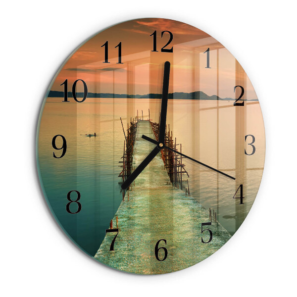 Round wall clock Network